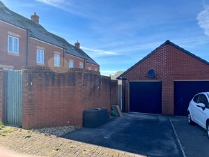 Photo 1- click for photo gallery